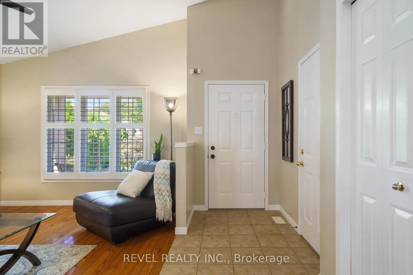 55 AMORE BOULEVARD
