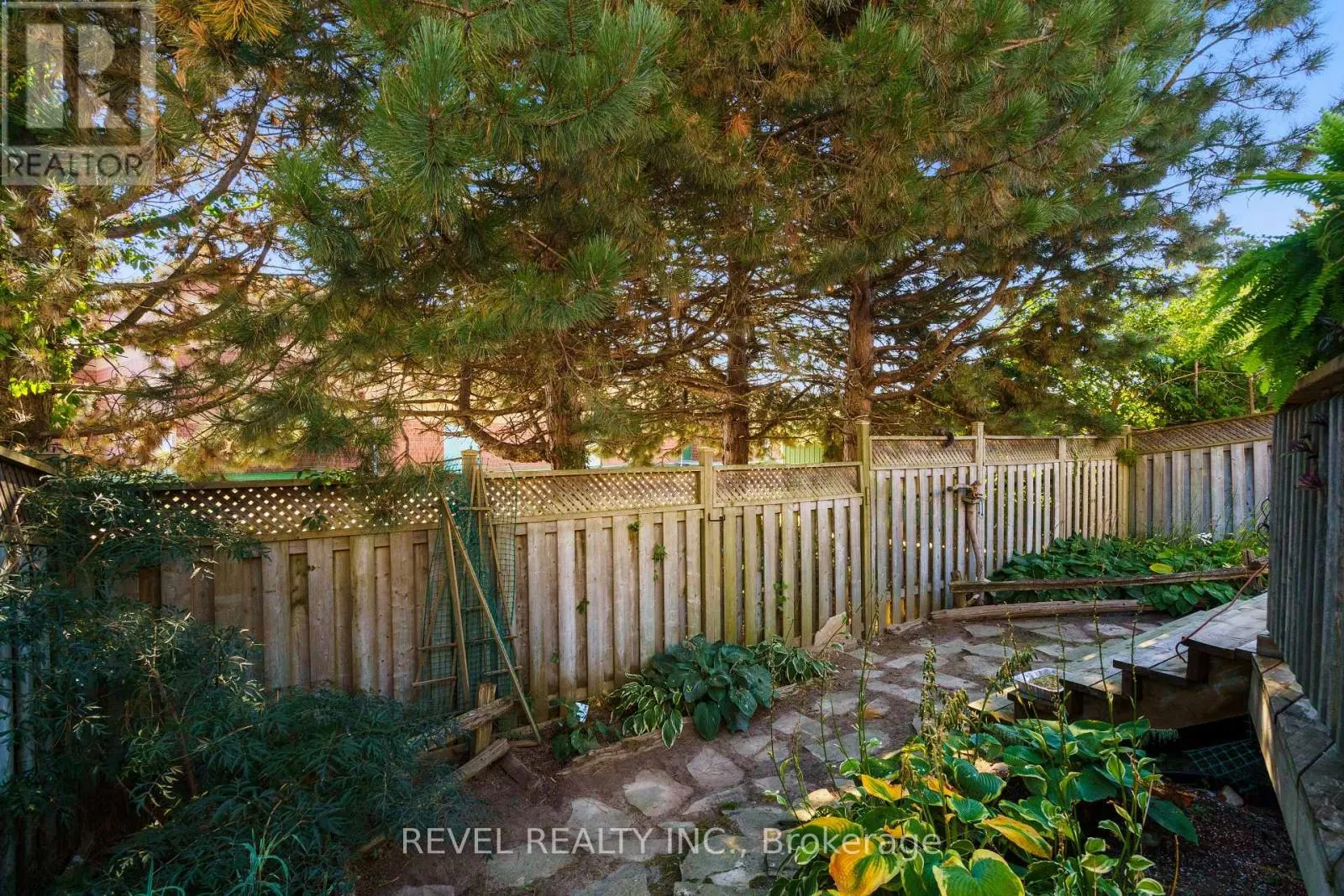 55 AMORE BOULEVARD