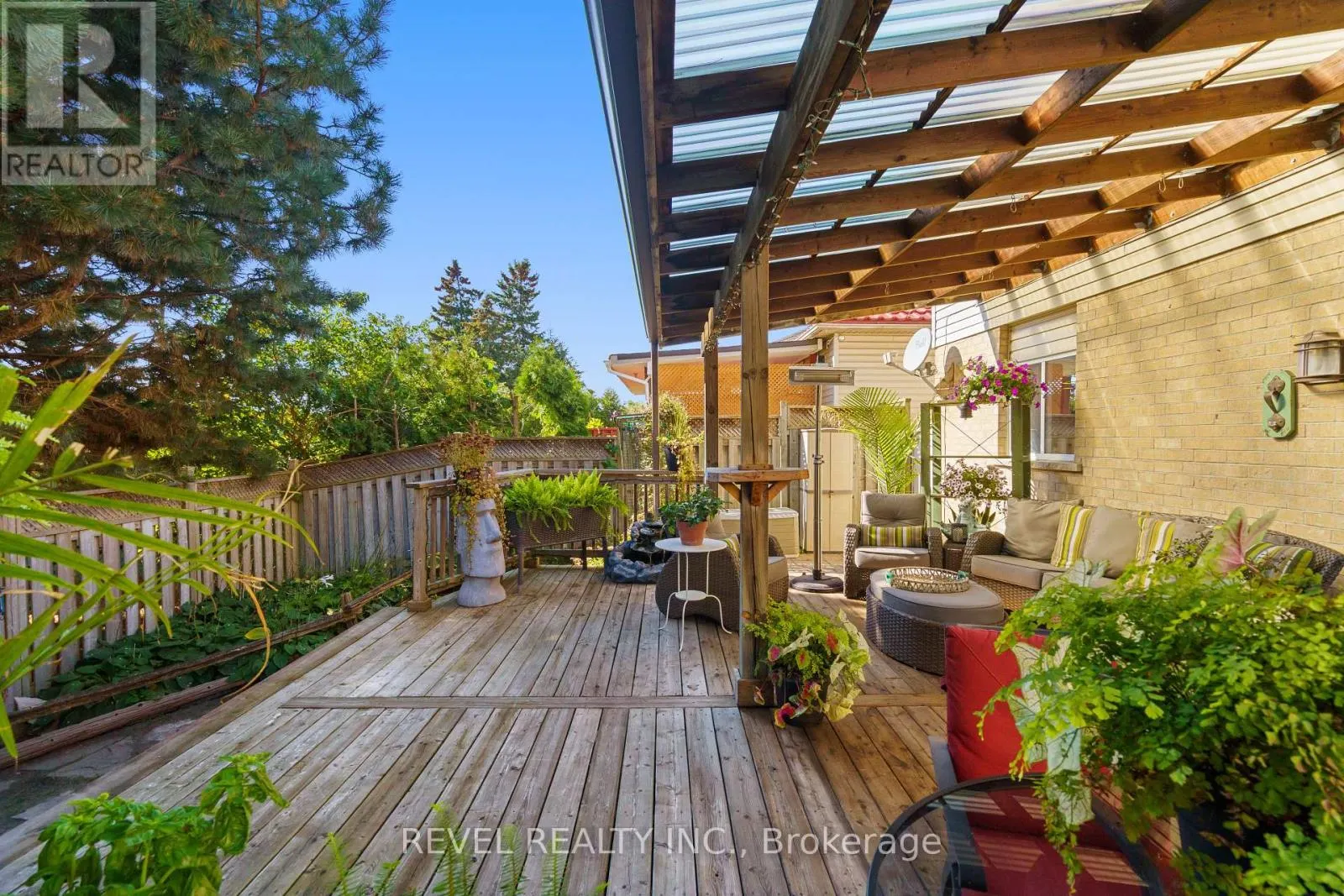 55 AMORE BOULEVARD