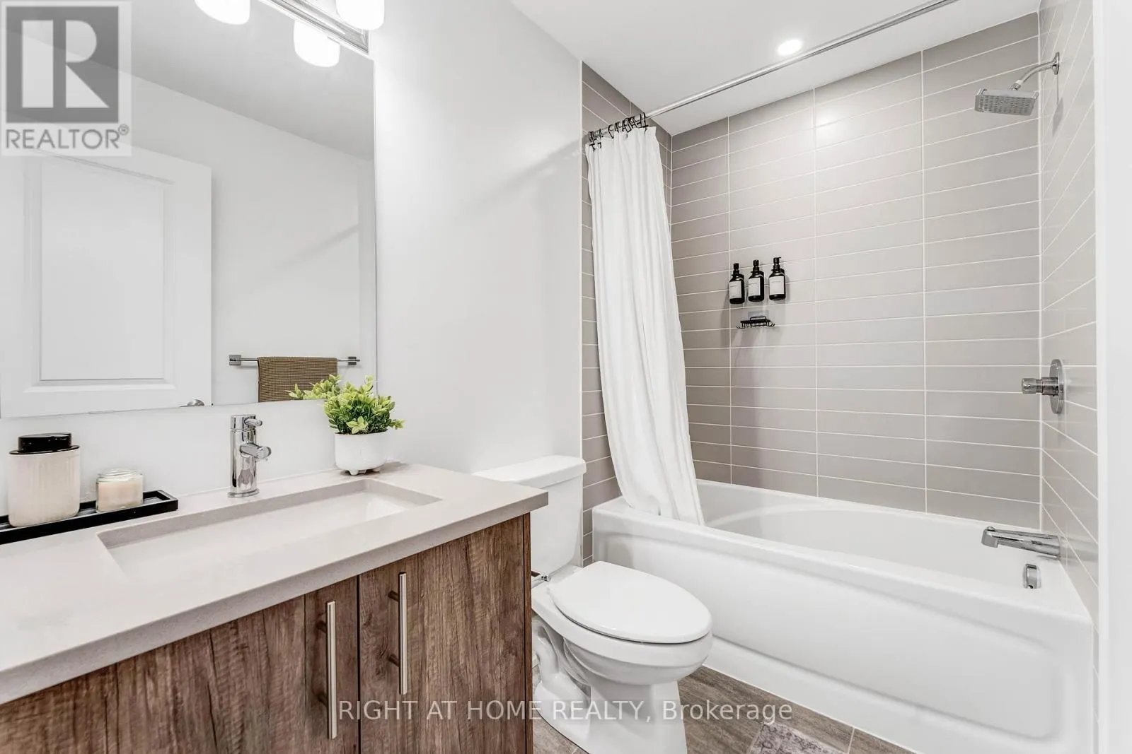 623 RATHBURN LANE