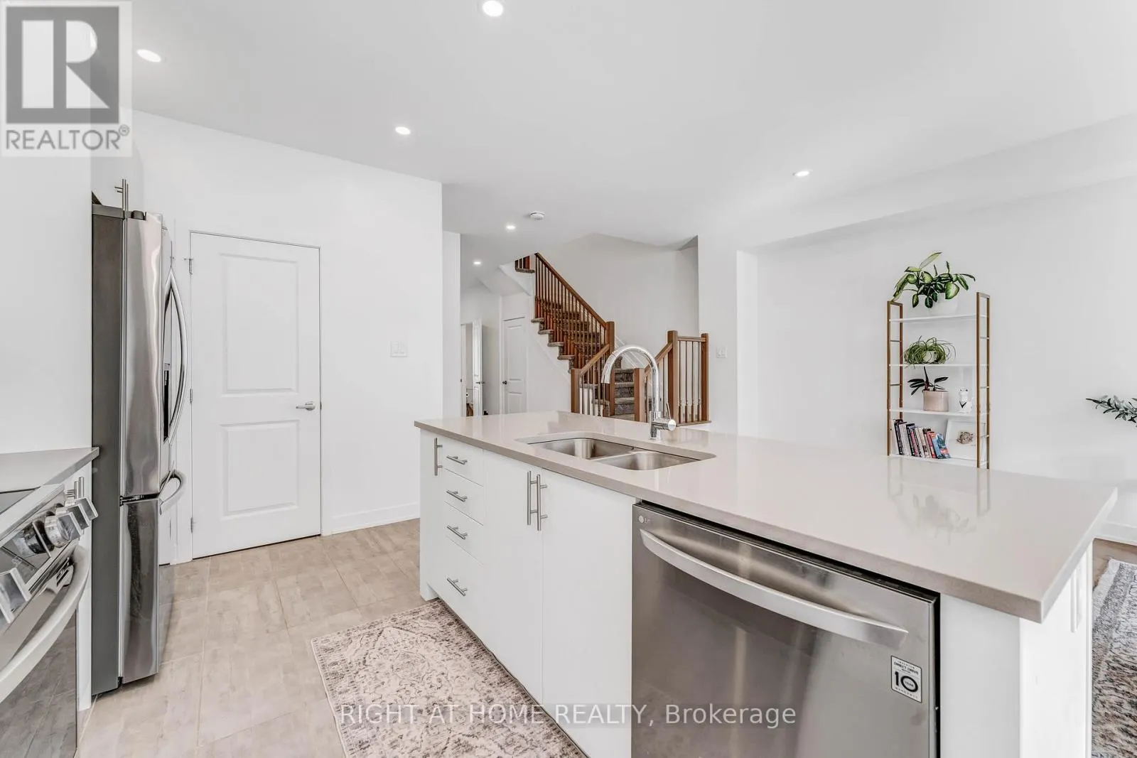 623 RATHBURN LANE