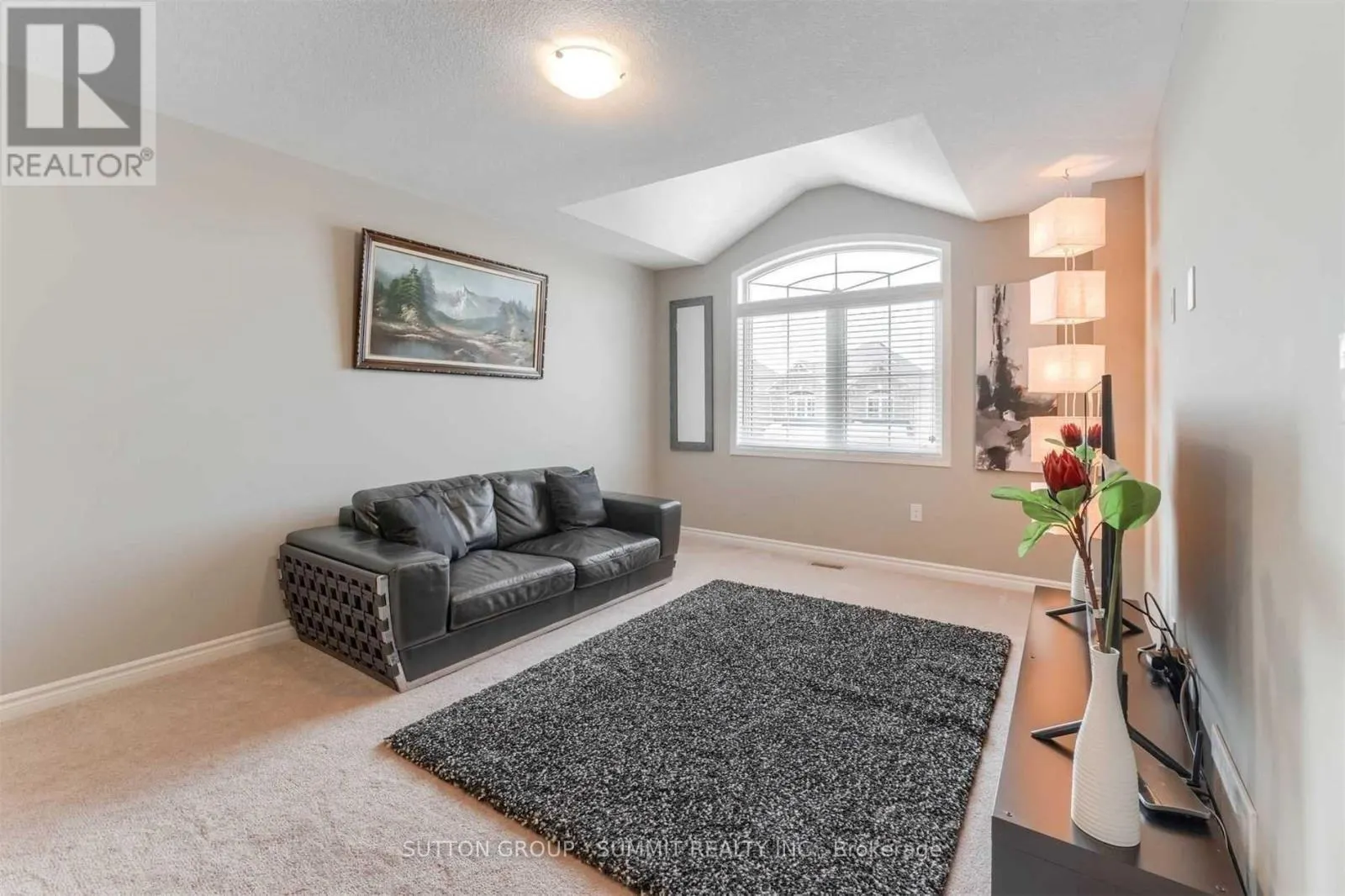 68 WANNAMAKER CRESCENT