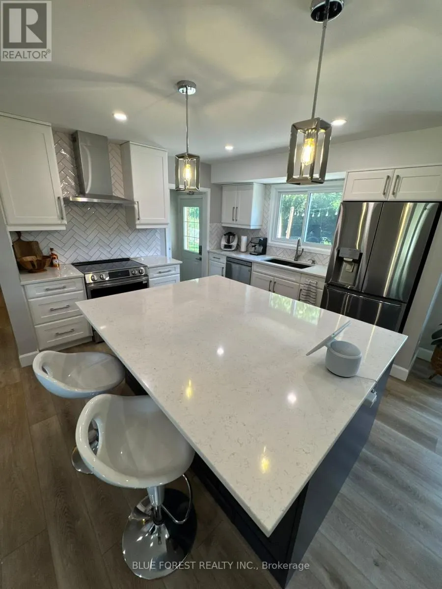 15 SOUTHLAND DRIVE