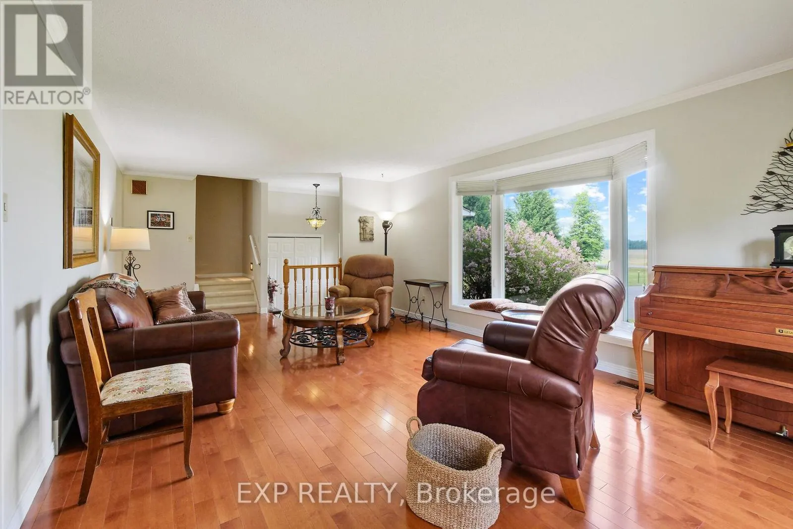 1376 MACDONALD ROAD