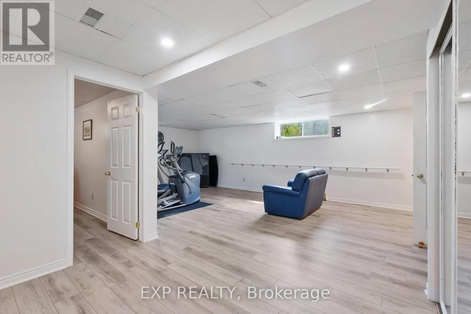 1376 MACDONALD ROAD