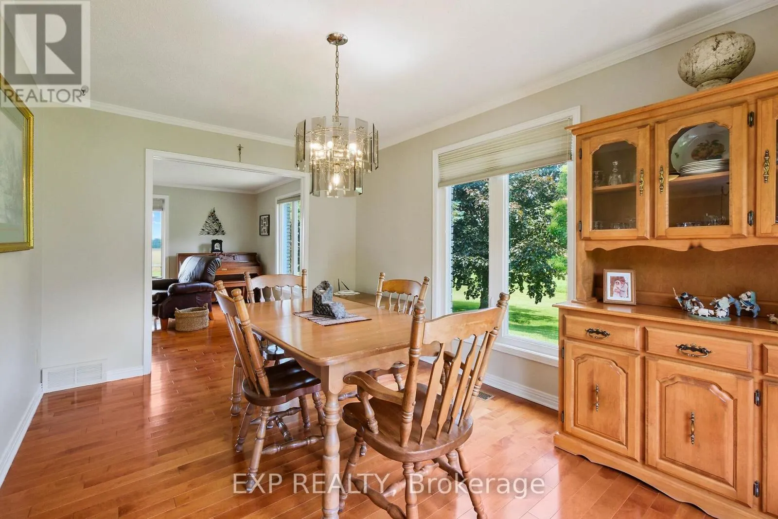 1376 MACDONALD ROAD