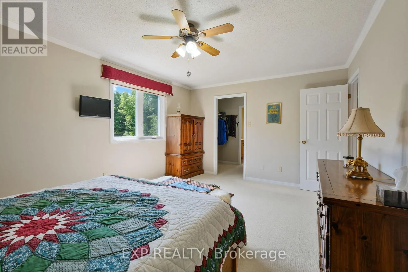 1376 MACDONALD ROAD