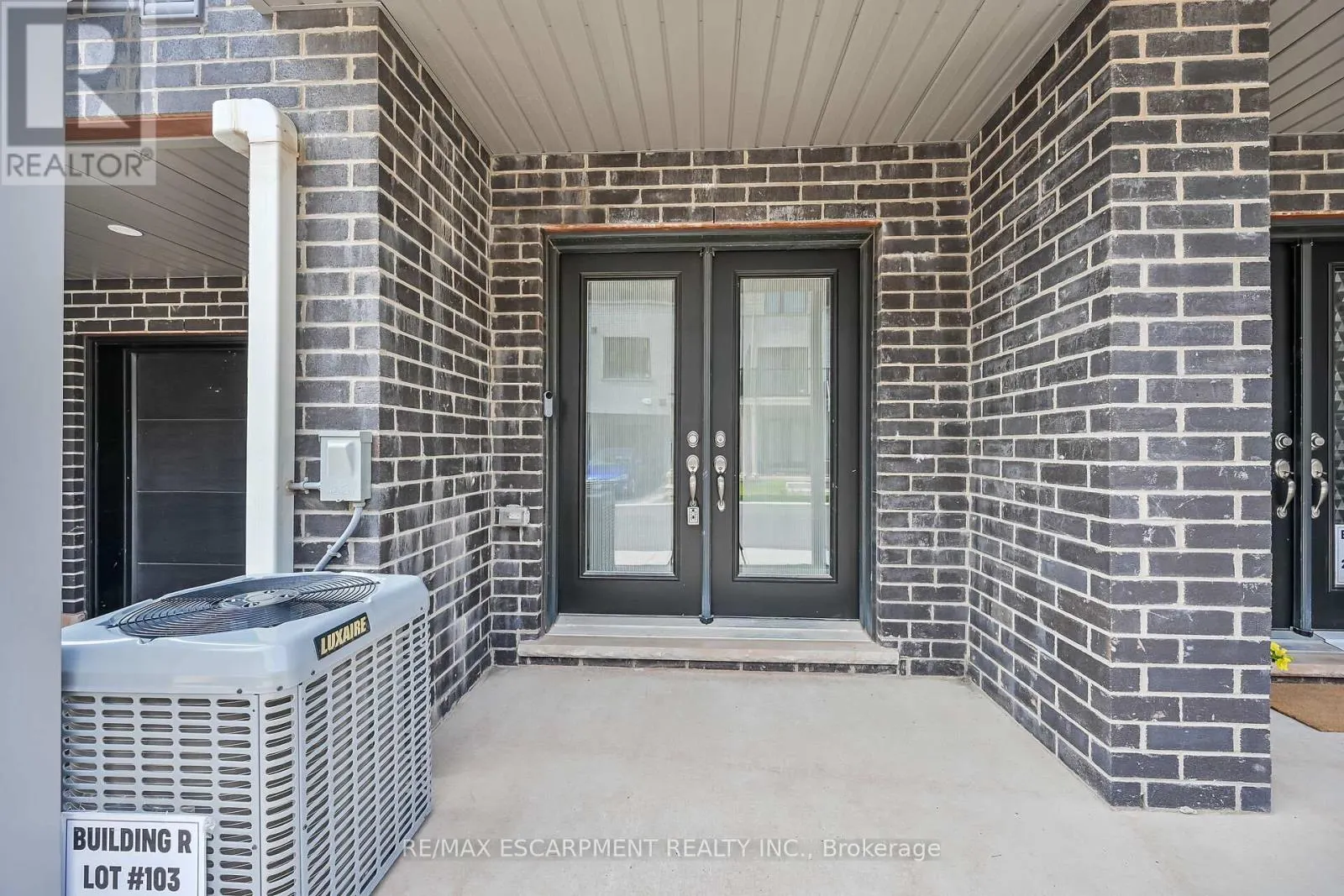 22 DRYDEN LANE