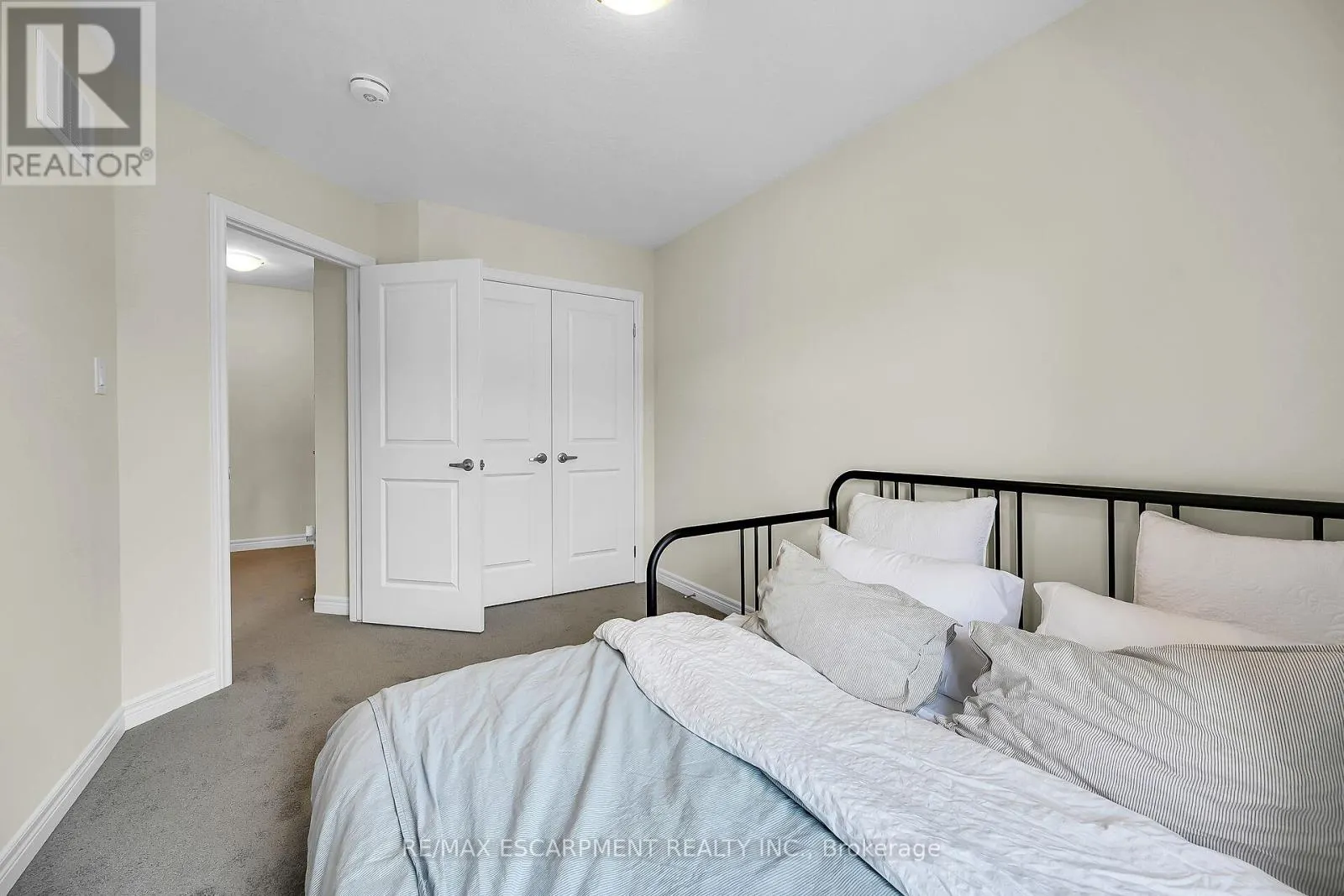 22 DRYDEN LANE