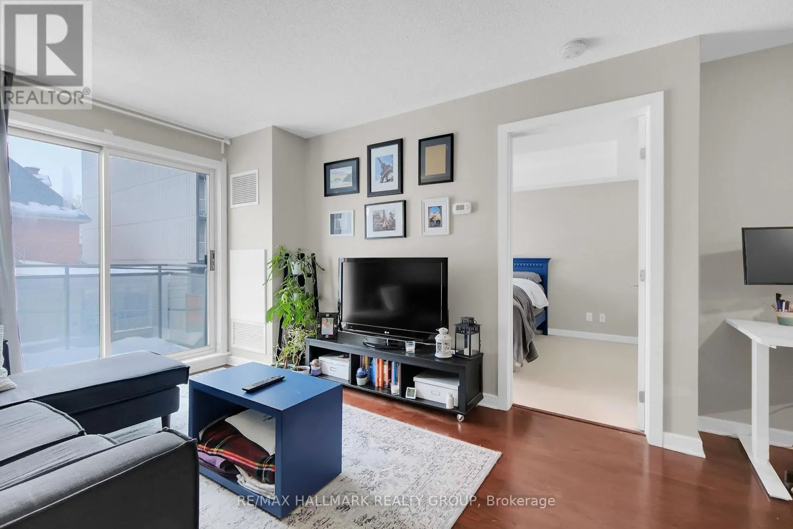 209 - 138 SOMERSET STREET W