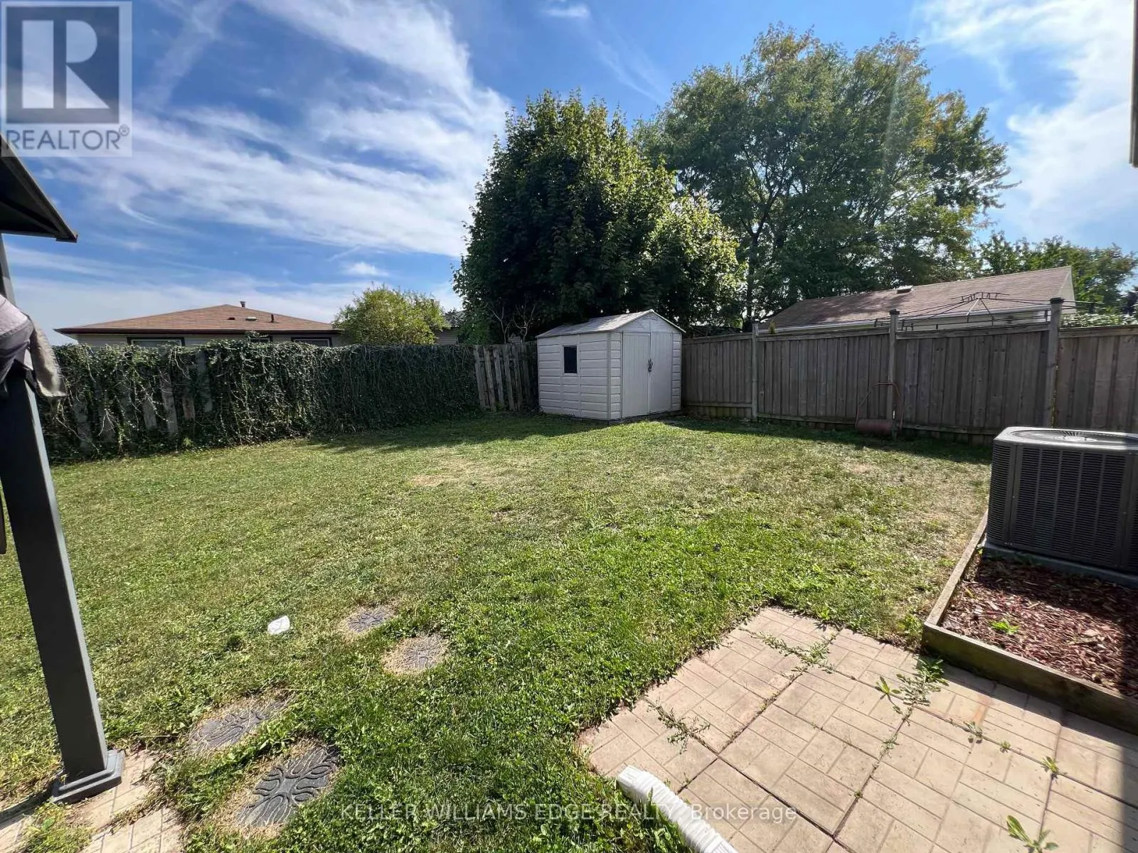 228 LAWNHURST COURT