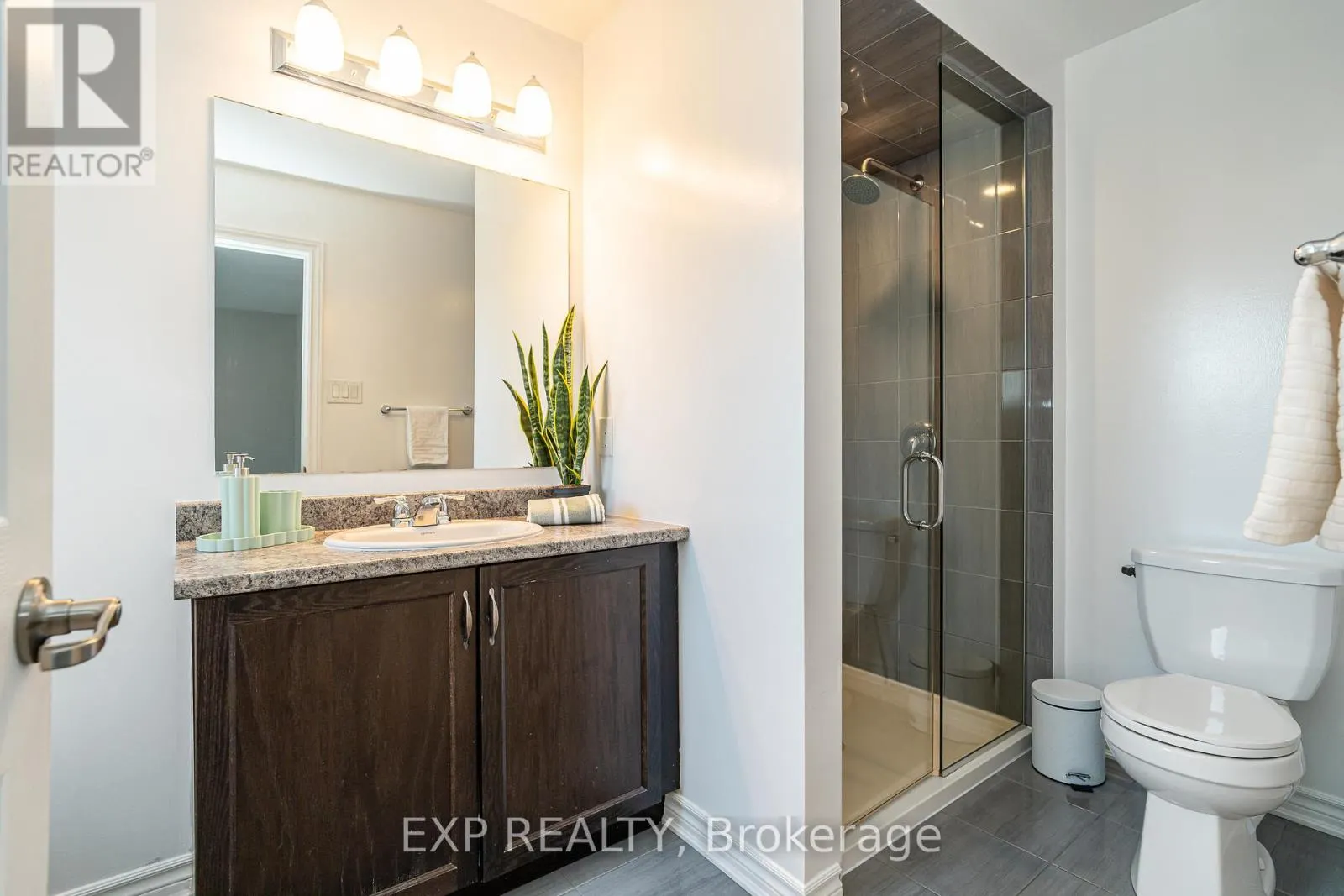 722 DEVARIO CRESCENT