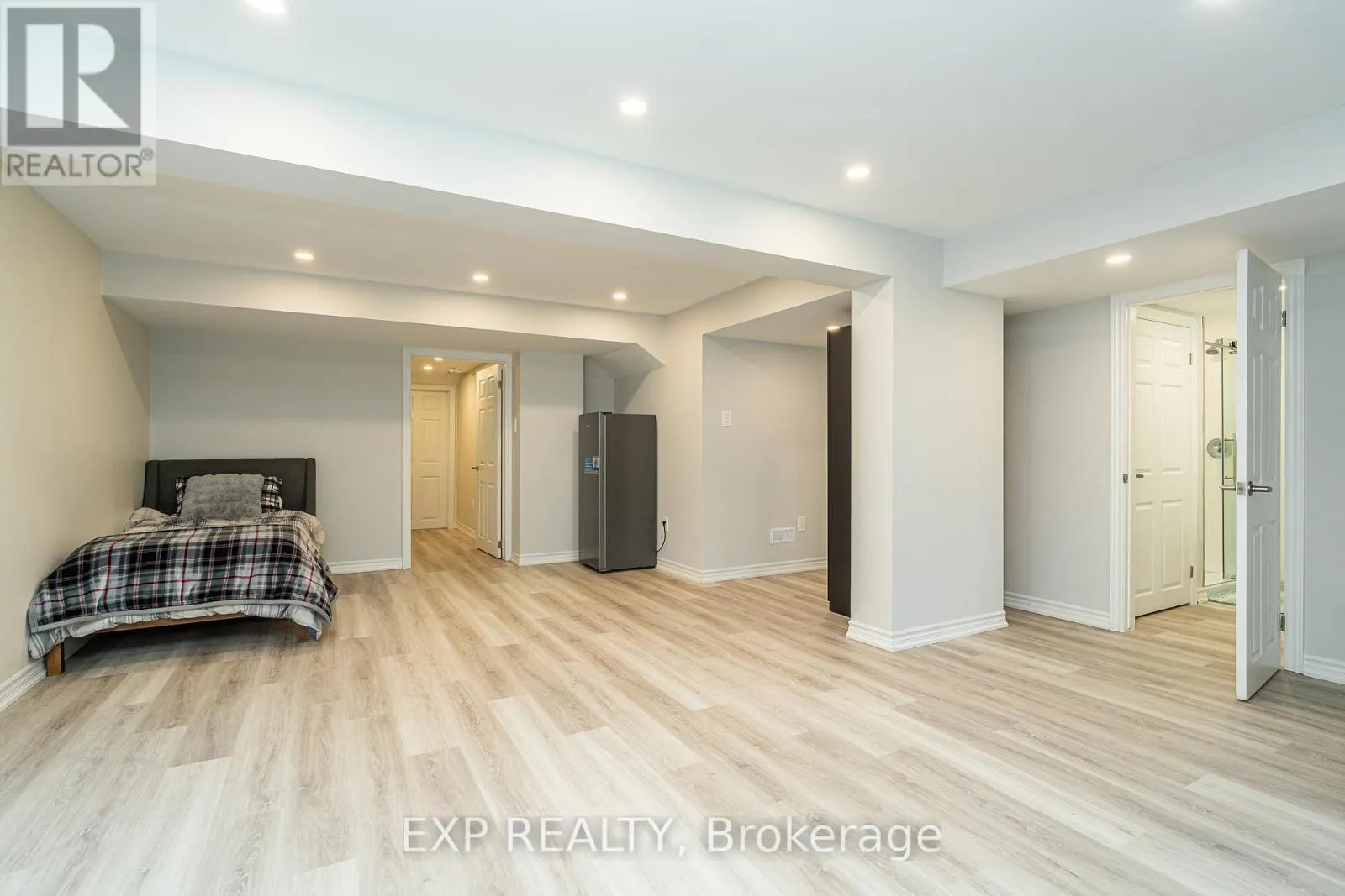 722 DEVARIO CRESCENT