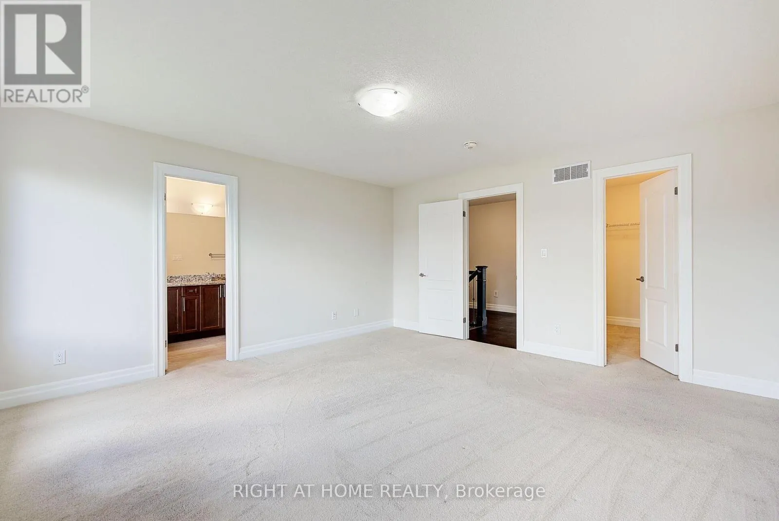 896 ZAIFMAN CIRCLE