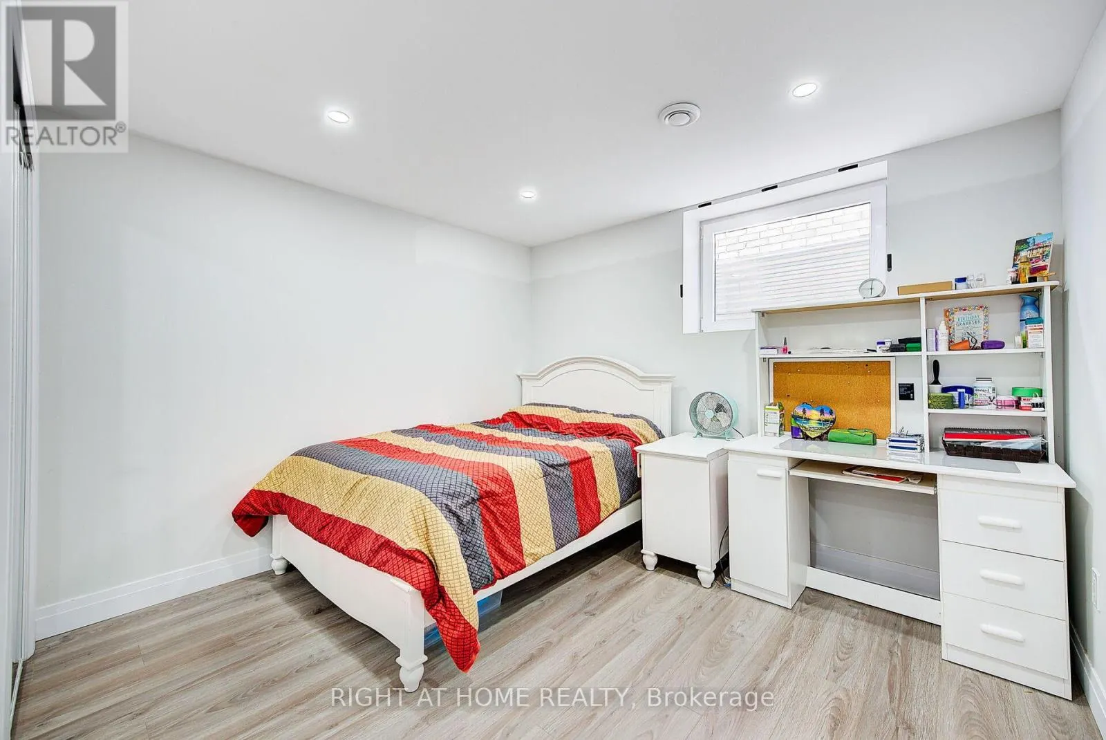 896 ZAIFMAN CIRCLE