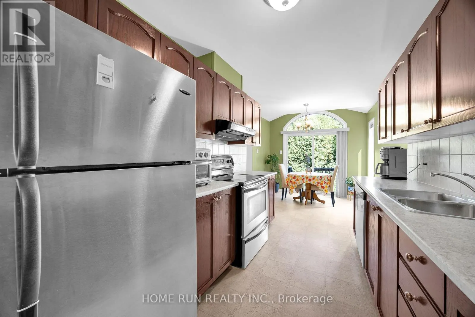 1629 HENRI LAUZON STREET