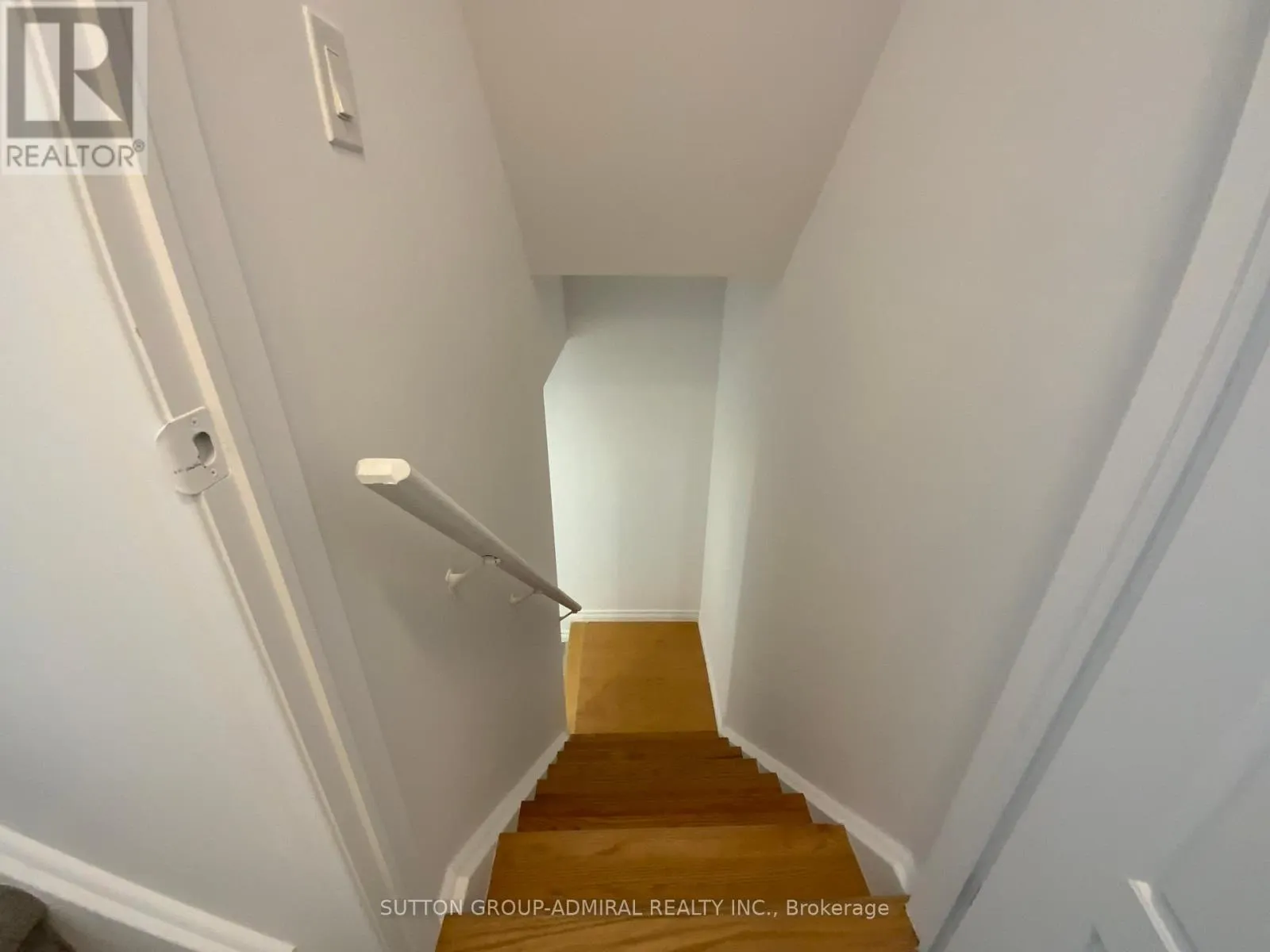 10 BEATTY AVENUE