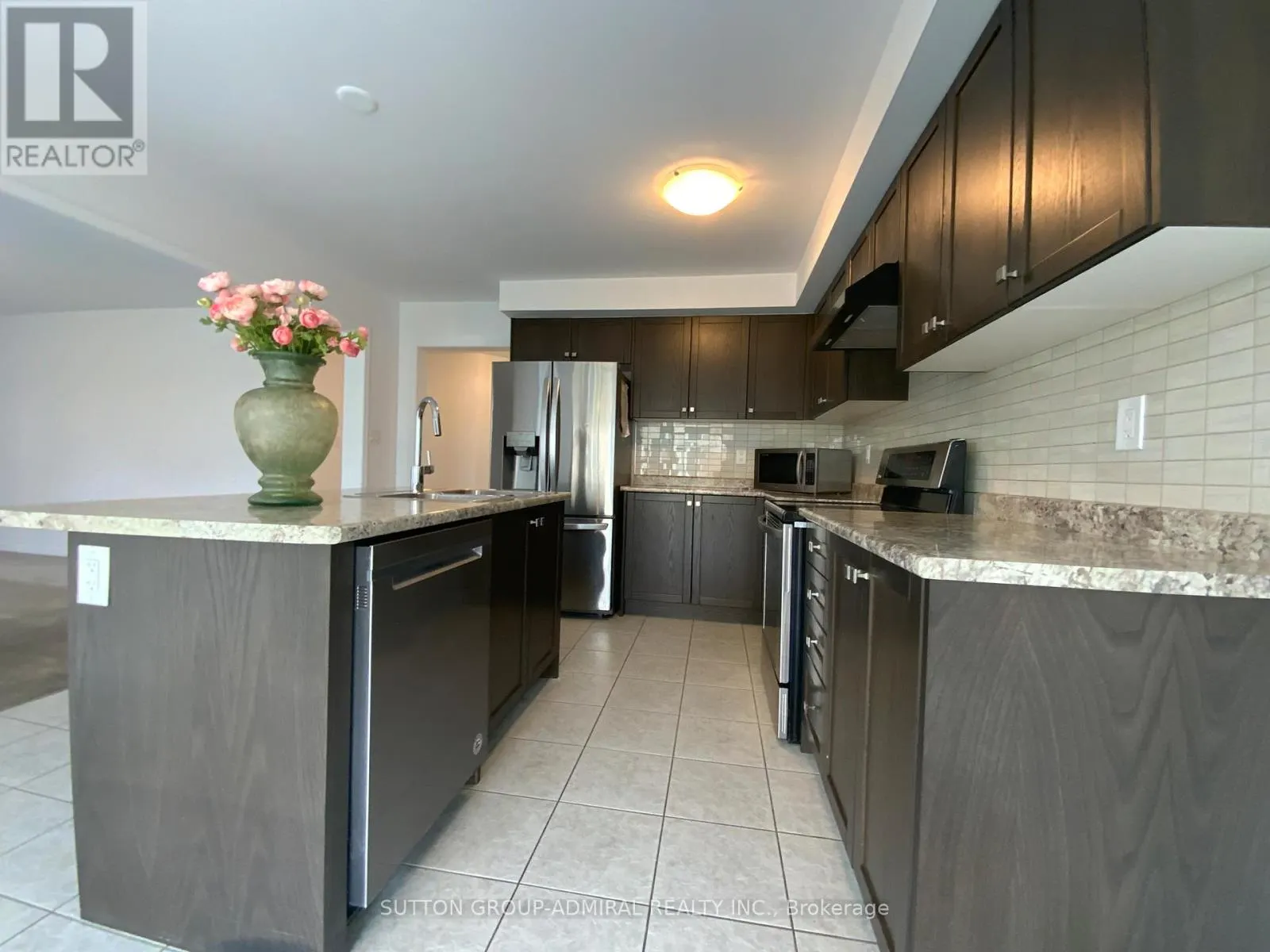 10 BEATTY AVENUE