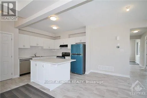 201 BILLRIAN CRESCENT