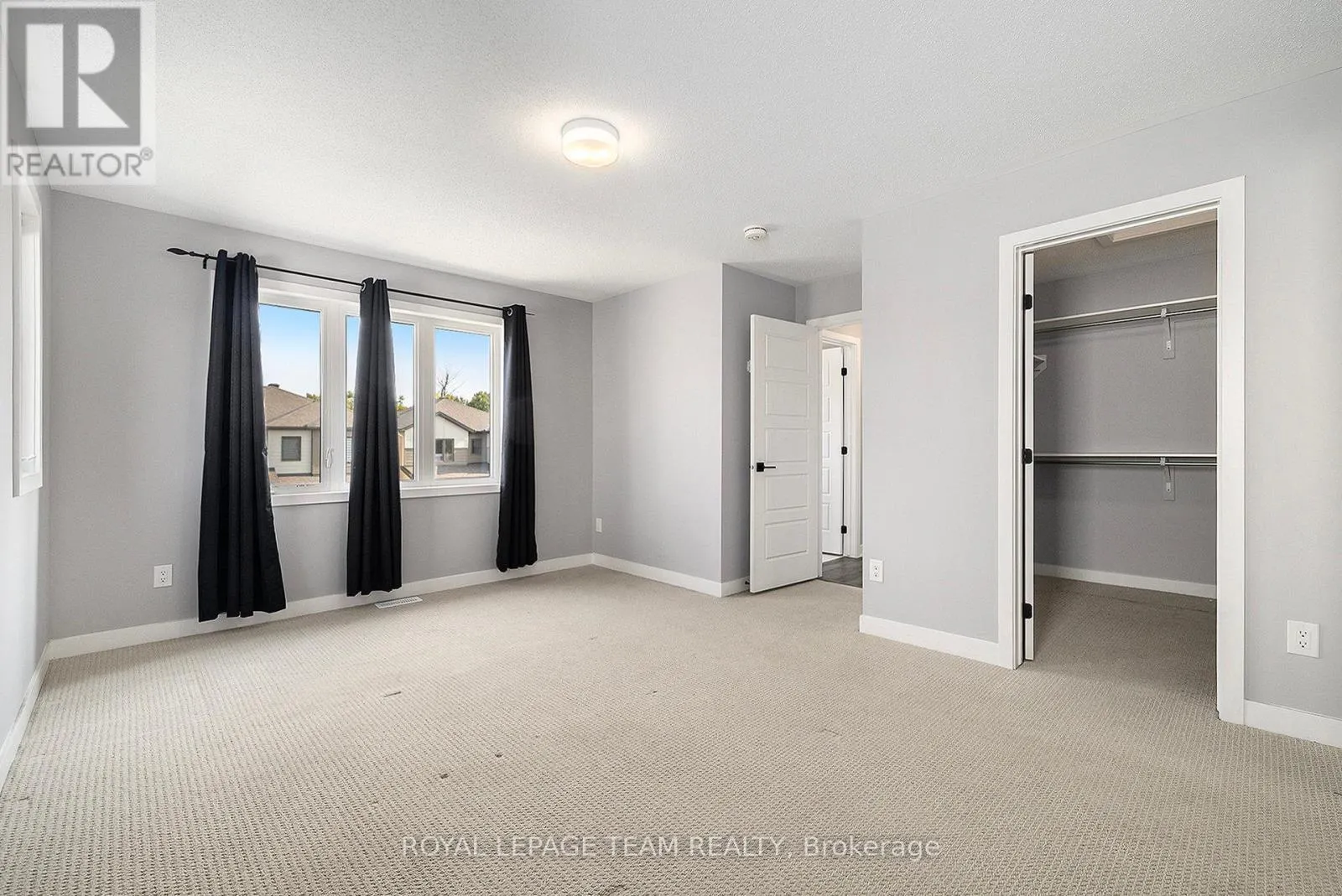 165 YEARLING CIRCLE