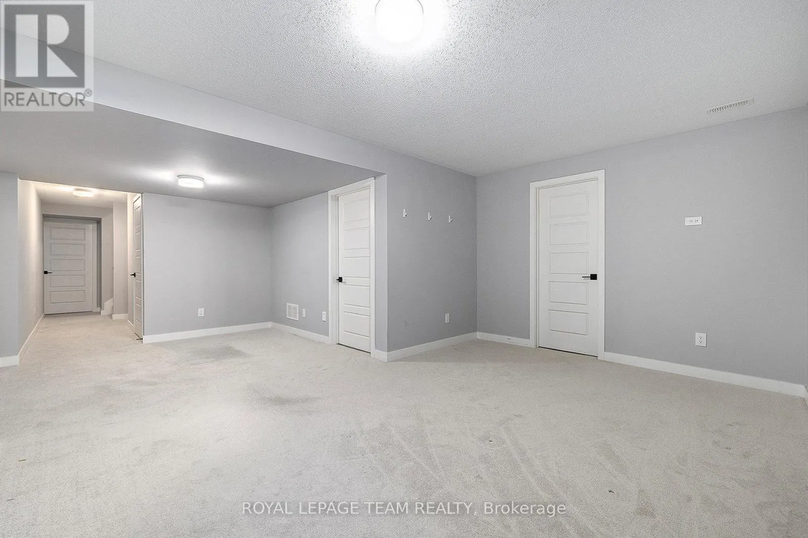165 YEARLING CIRCLE