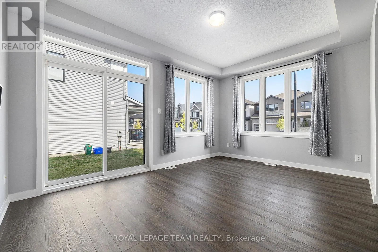 165 YEARLING CIRCLE