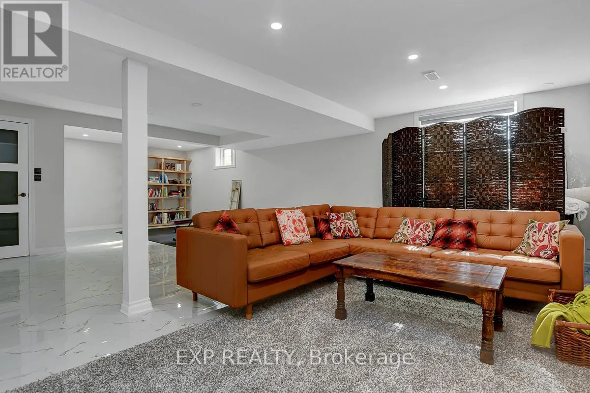 228 HIDDEN MEADOW AVENUE