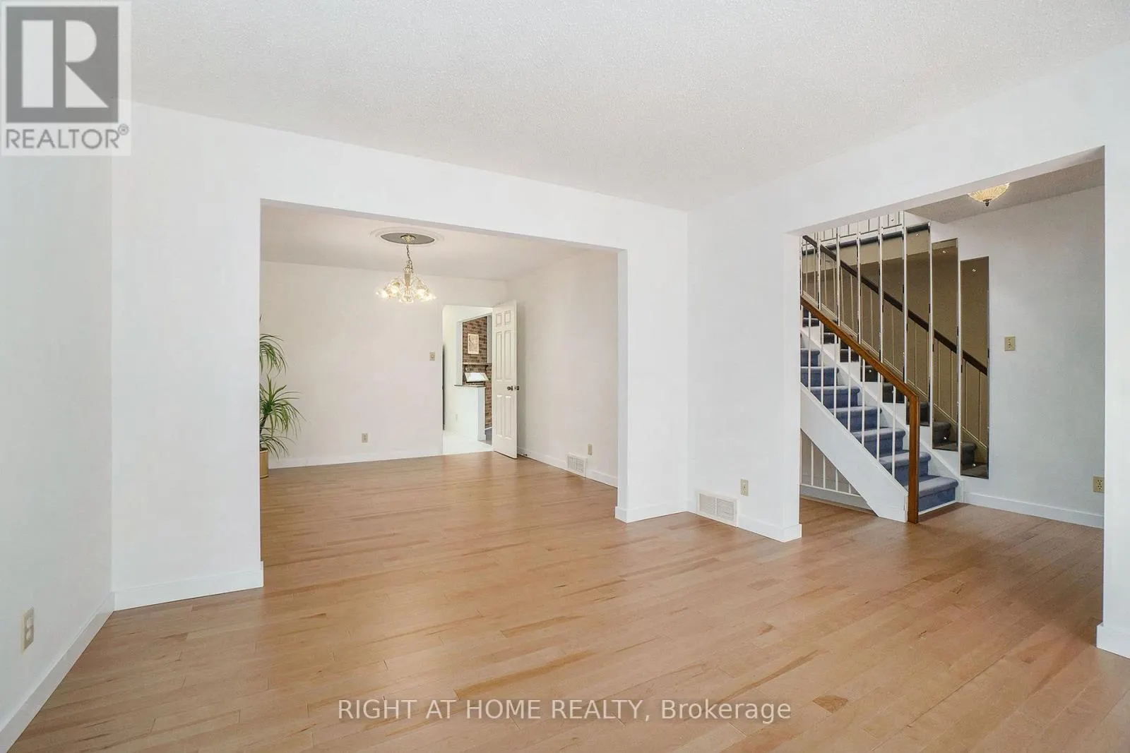 82 NESTOW DRIVE