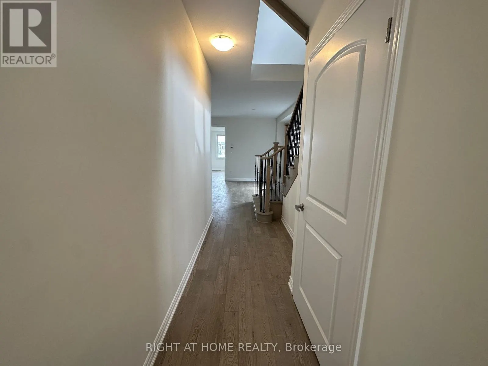 3 BEE CRESCENT