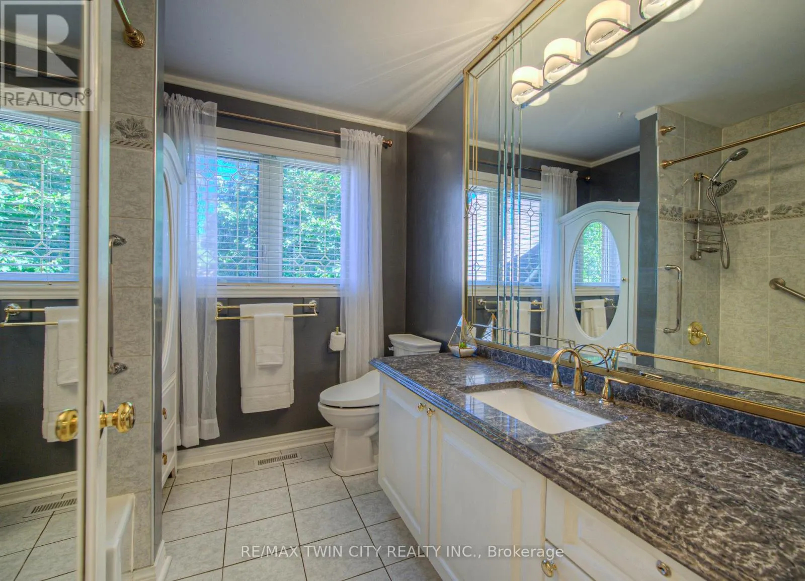 6 OSPREY COURT