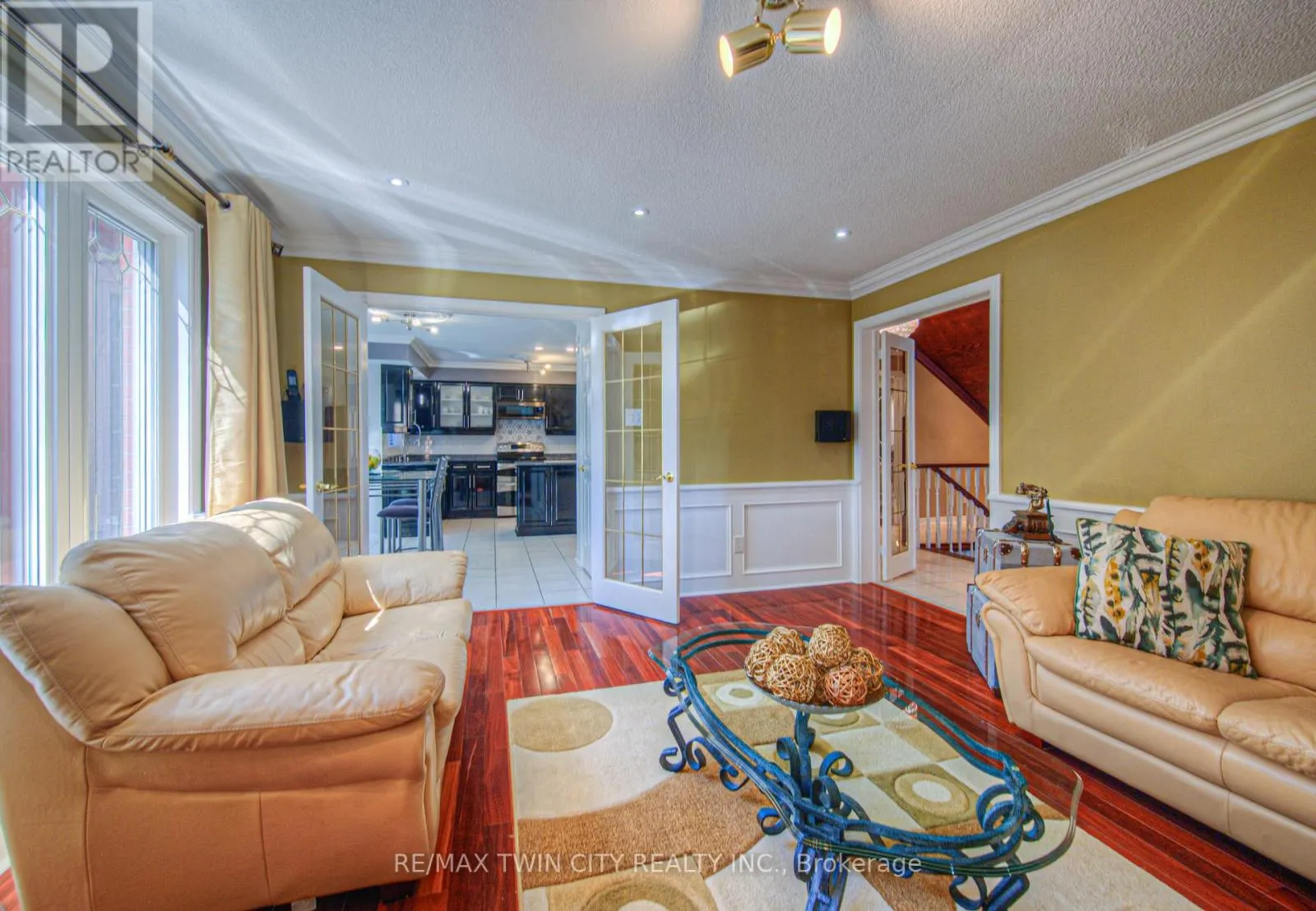 6 OSPREY COURT