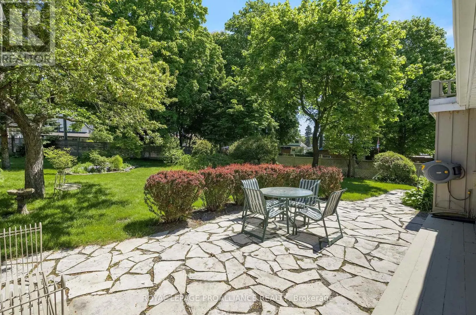 27 COCHRANE DRIVE