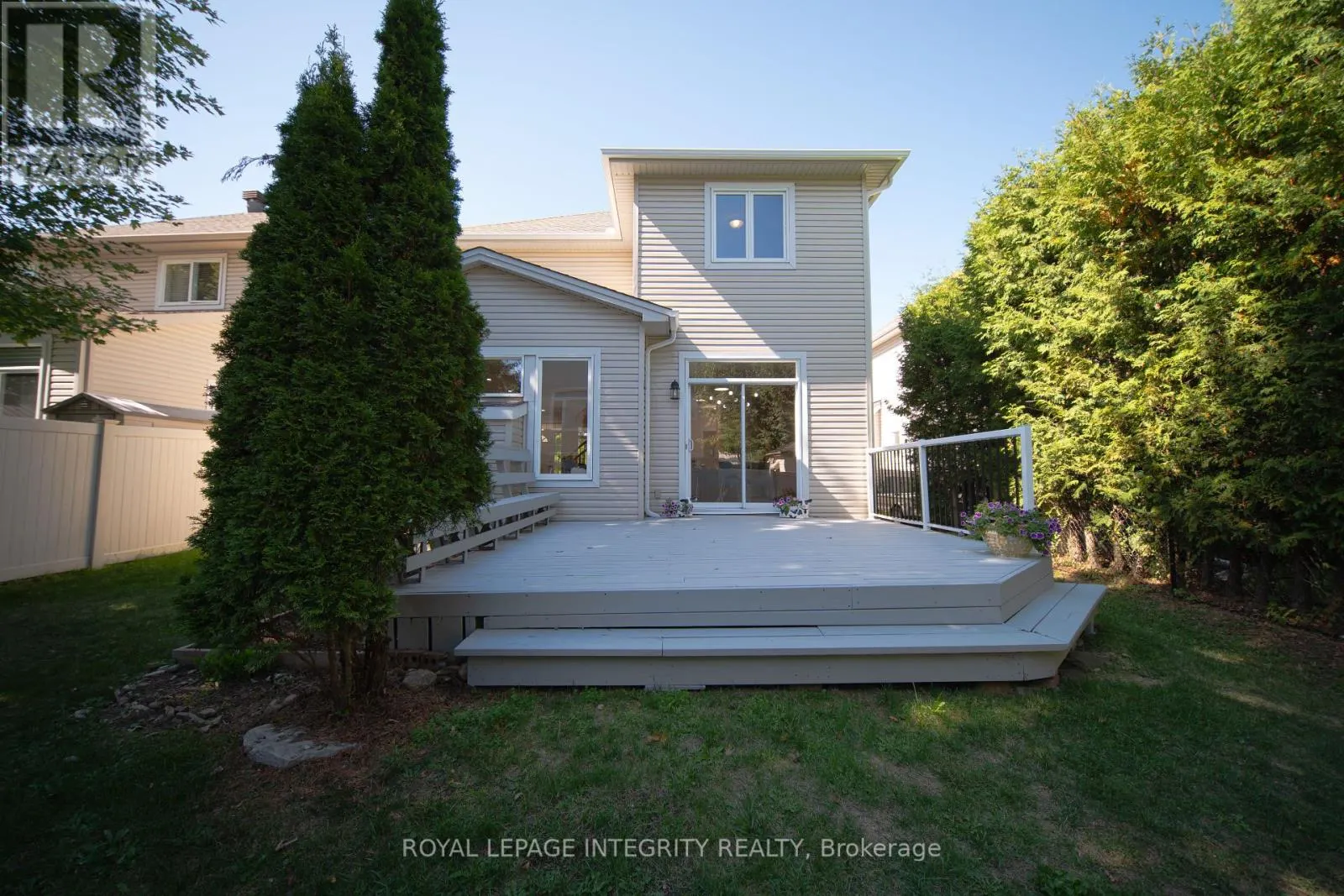 141 STEEPLE CHASE DRIVE