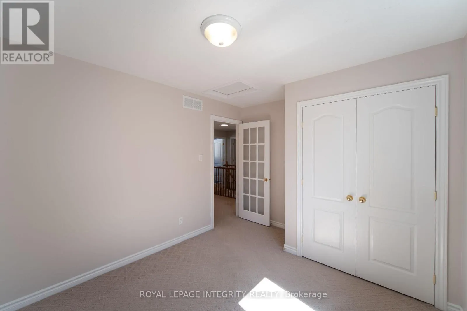 141 STEEPLE CHASE DRIVE