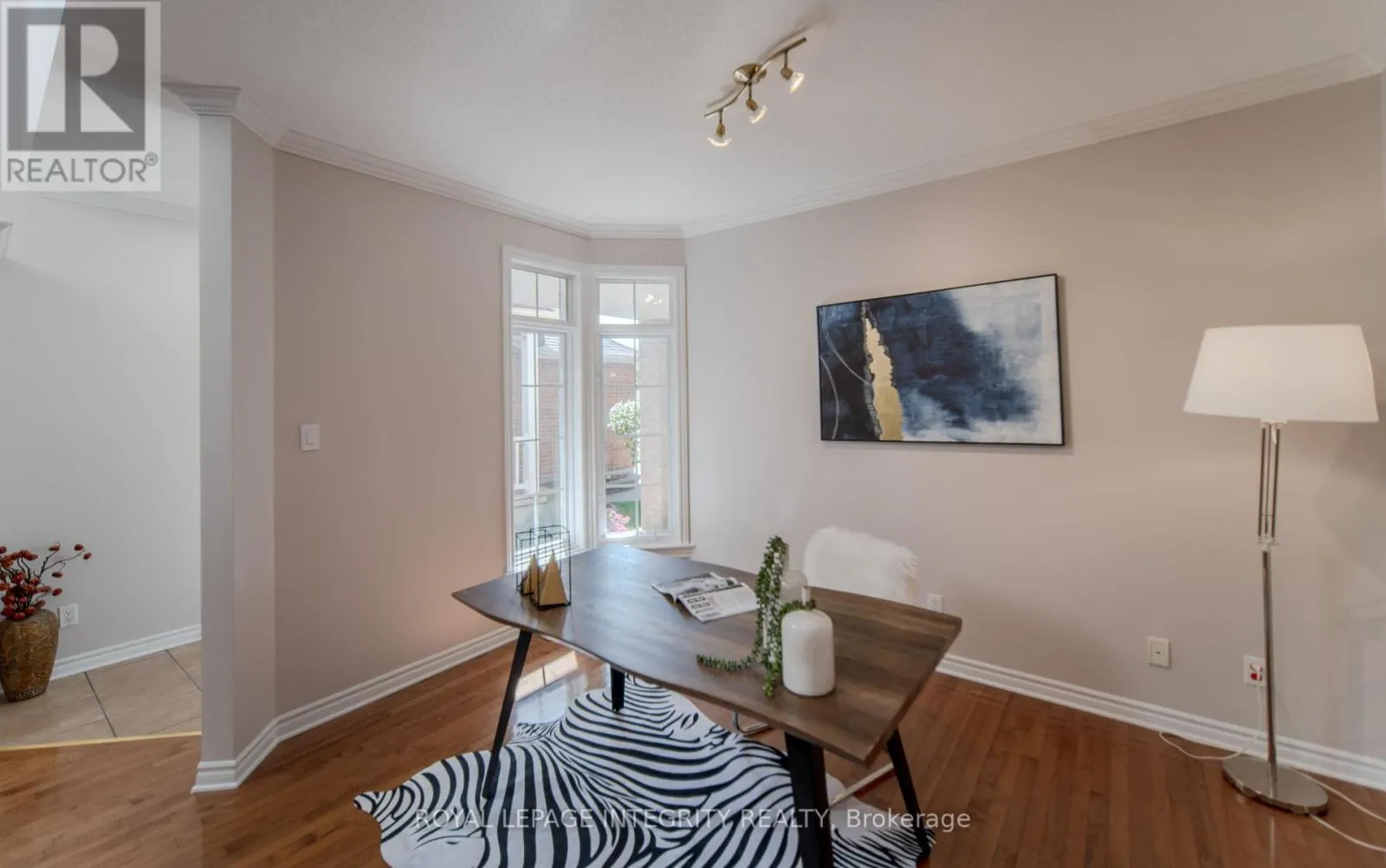 141 STEEPLE CHASE DRIVE