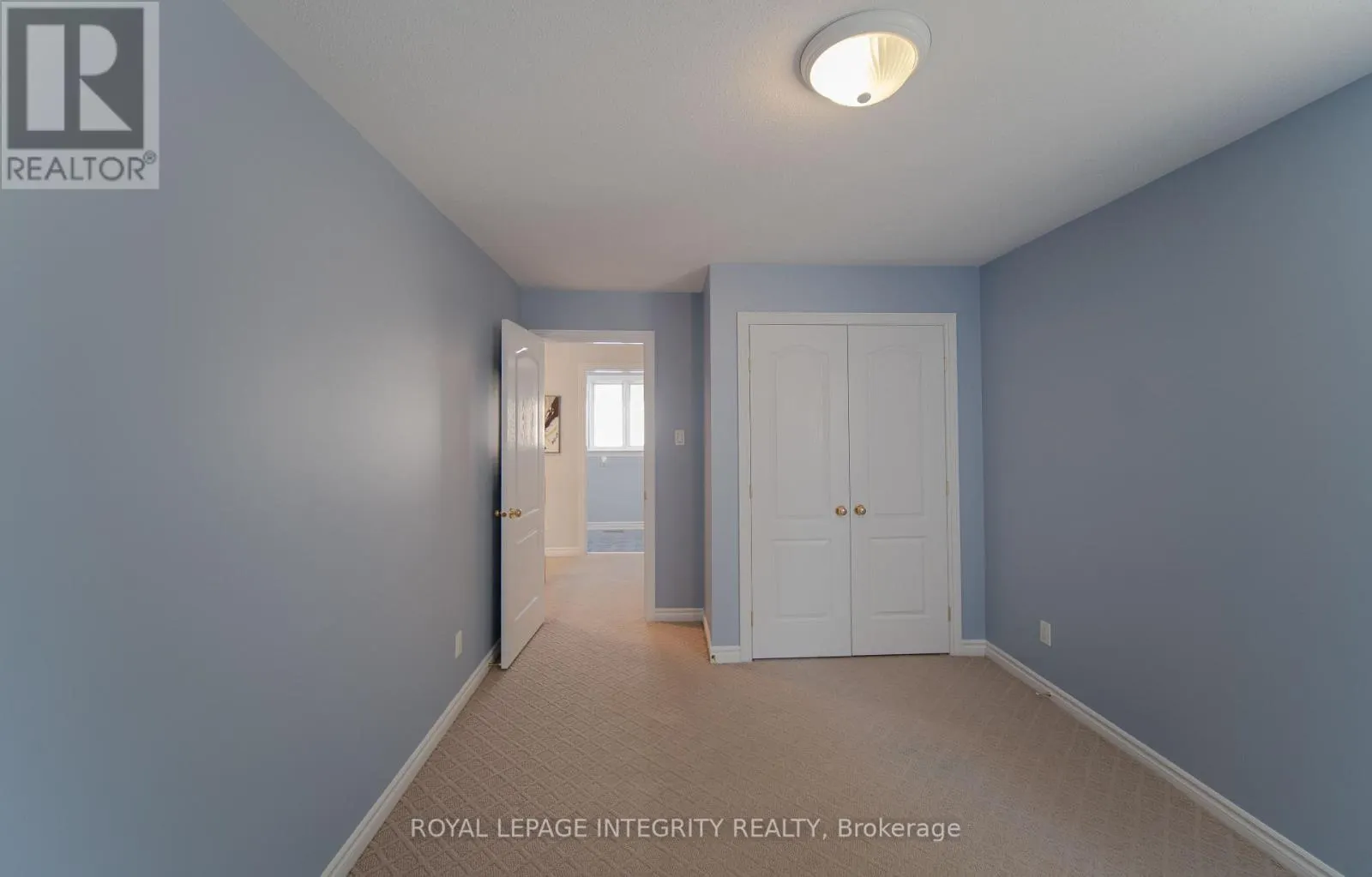 141 STEEPLE CHASE DRIVE