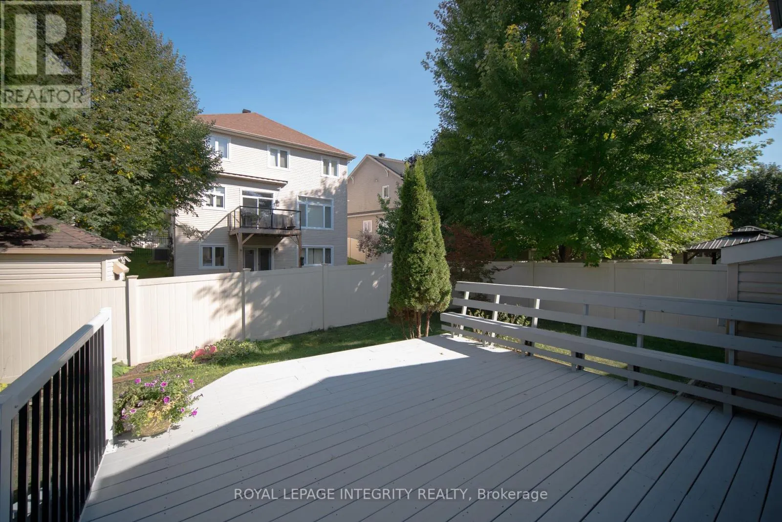 141 STEEPLE CHASE DRIVE