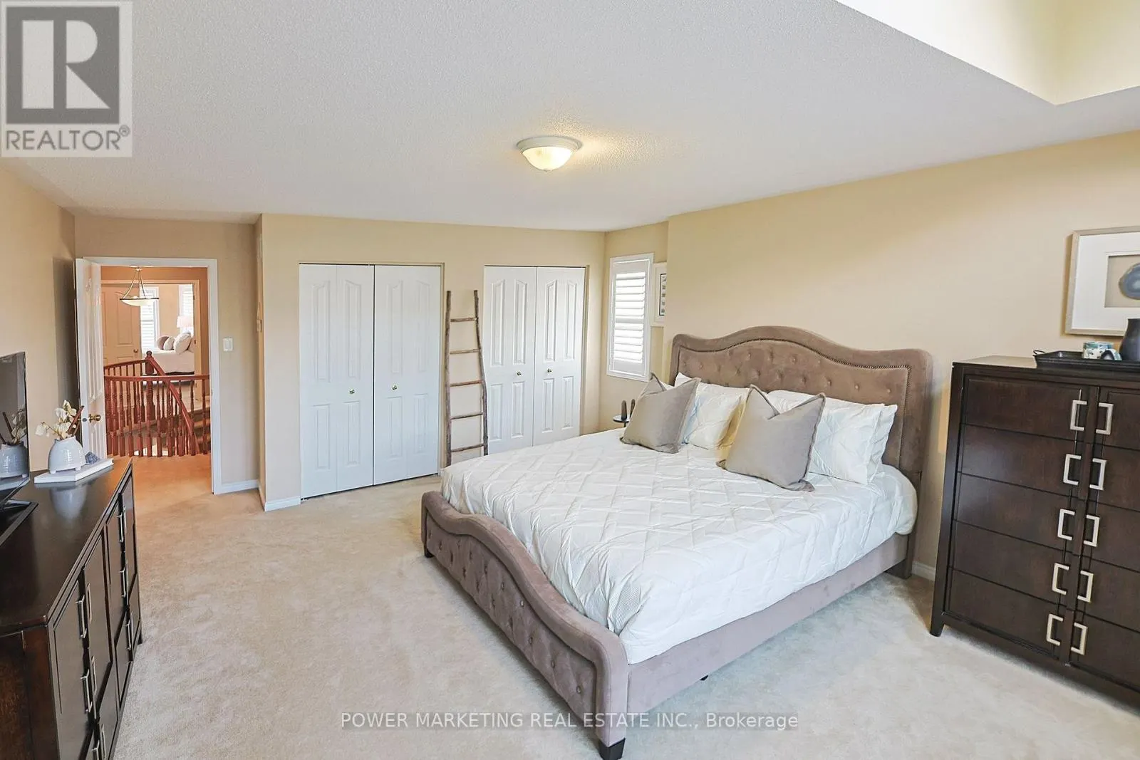 124 STRATHCARRON CRESCENT