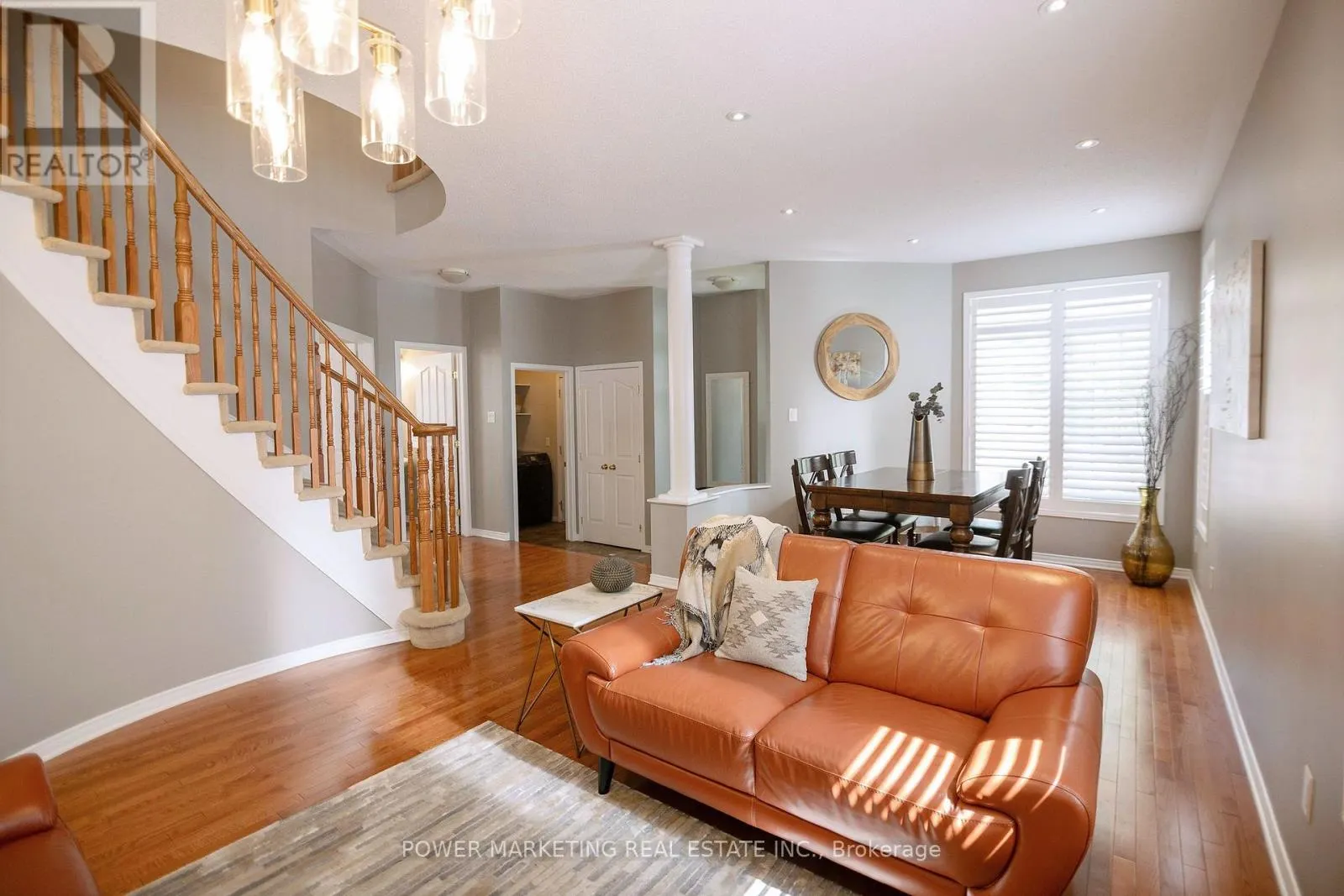 124 STRATHCARRON CRESCENT