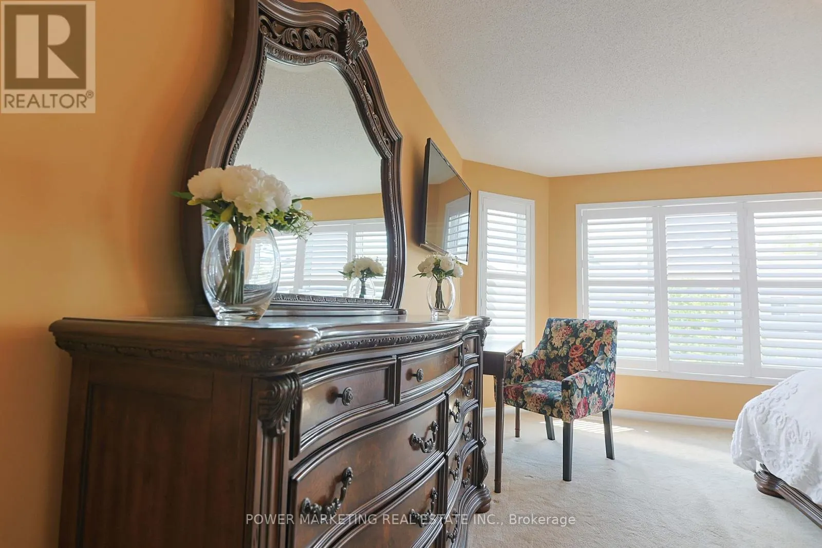 124 STRATHCARRON CRESCENT