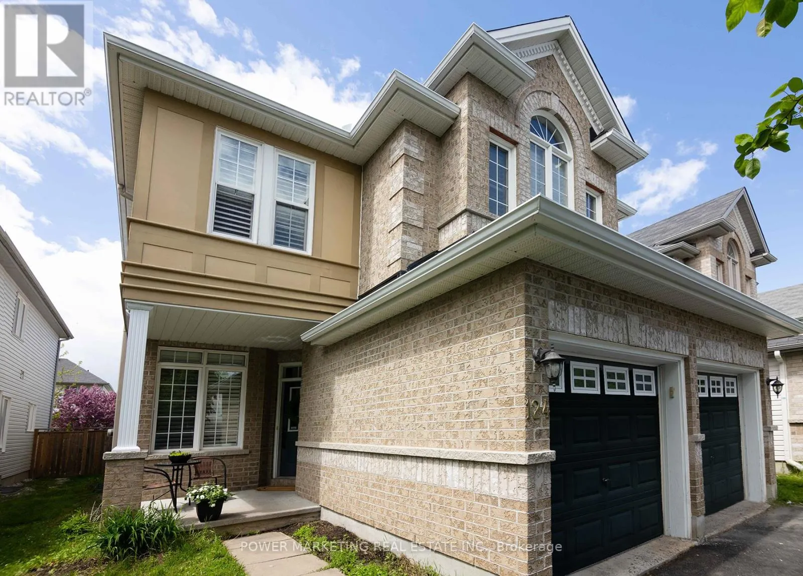 124 STRATHCARRON CRESCENT