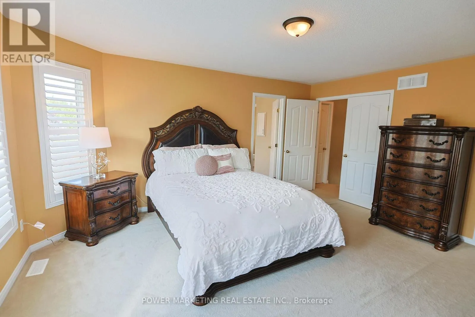 124 STRATHCARRON CRESCENT