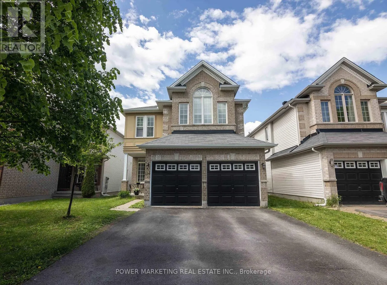 124 STRATHCARRON CRESCENT
