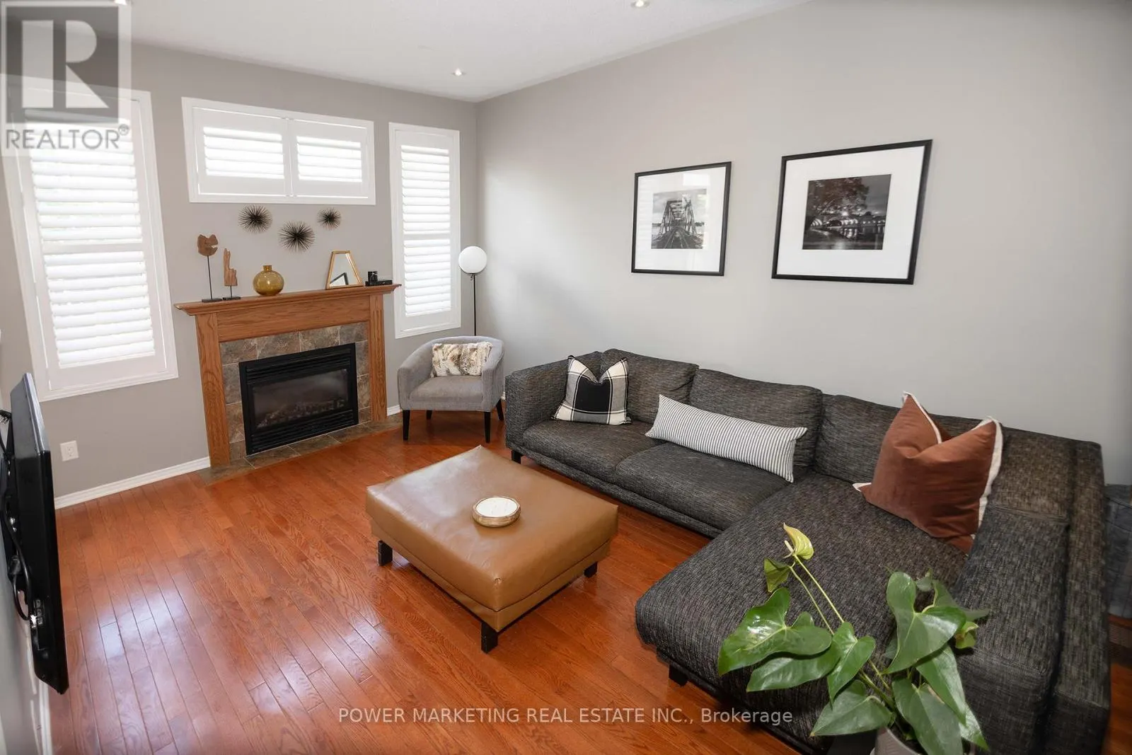 124 STRATHCARRON CRESCENT