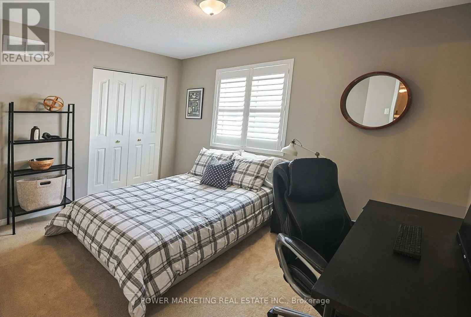 124 STRATHCARRON CRESCENT