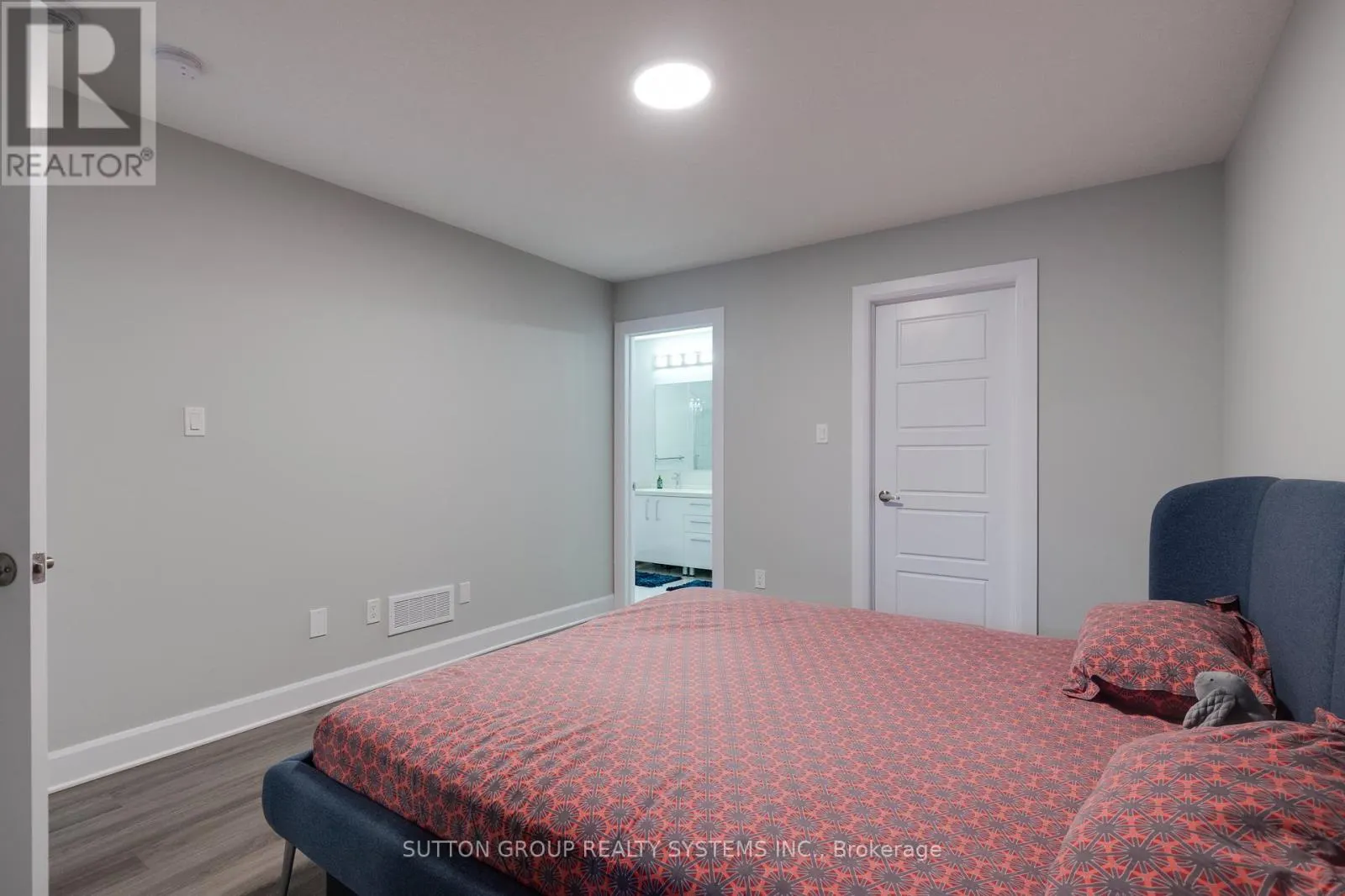 17 - 2610 KETTERING PLACE