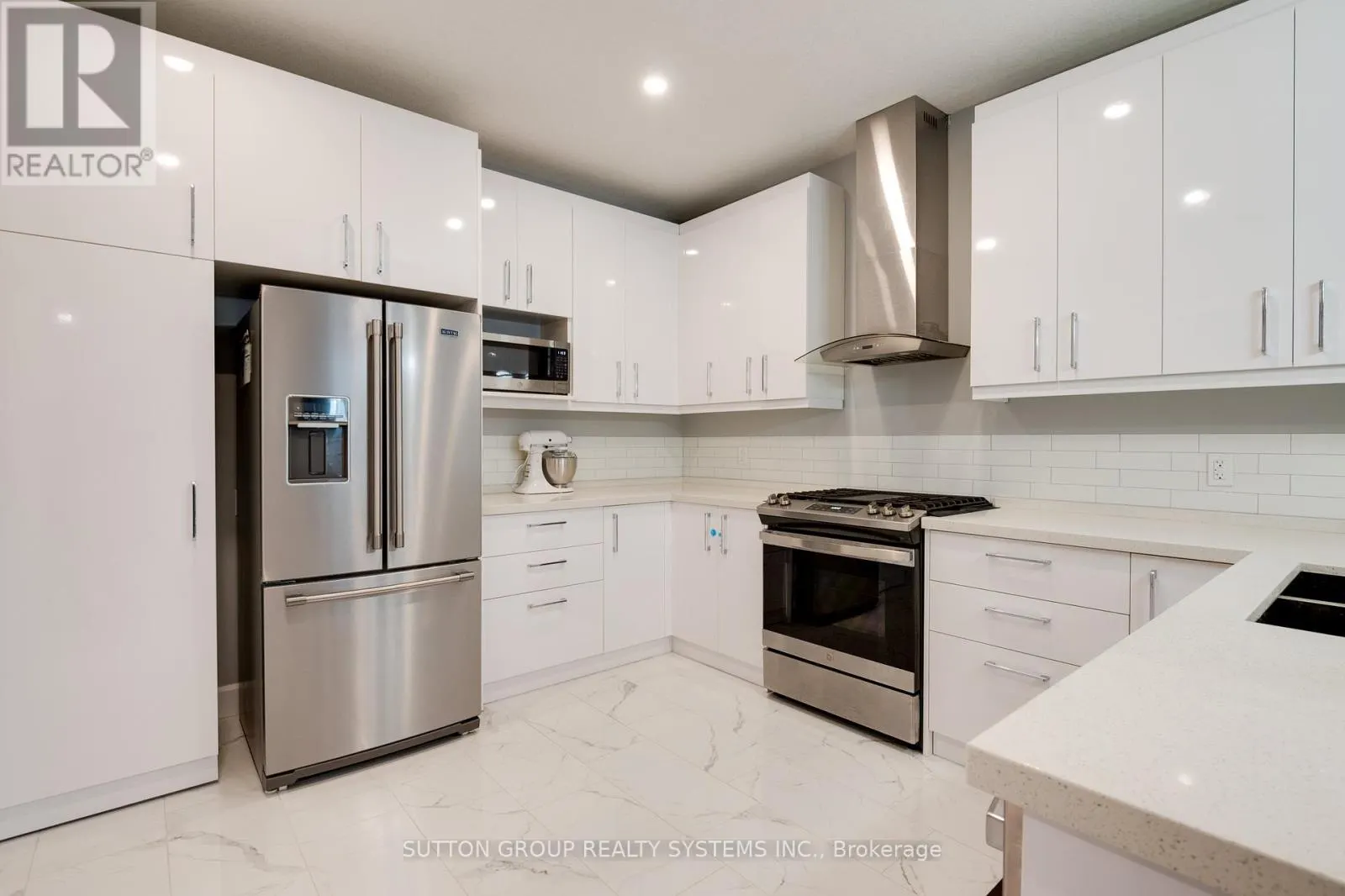 17 - 2610 KETTERING PLACE