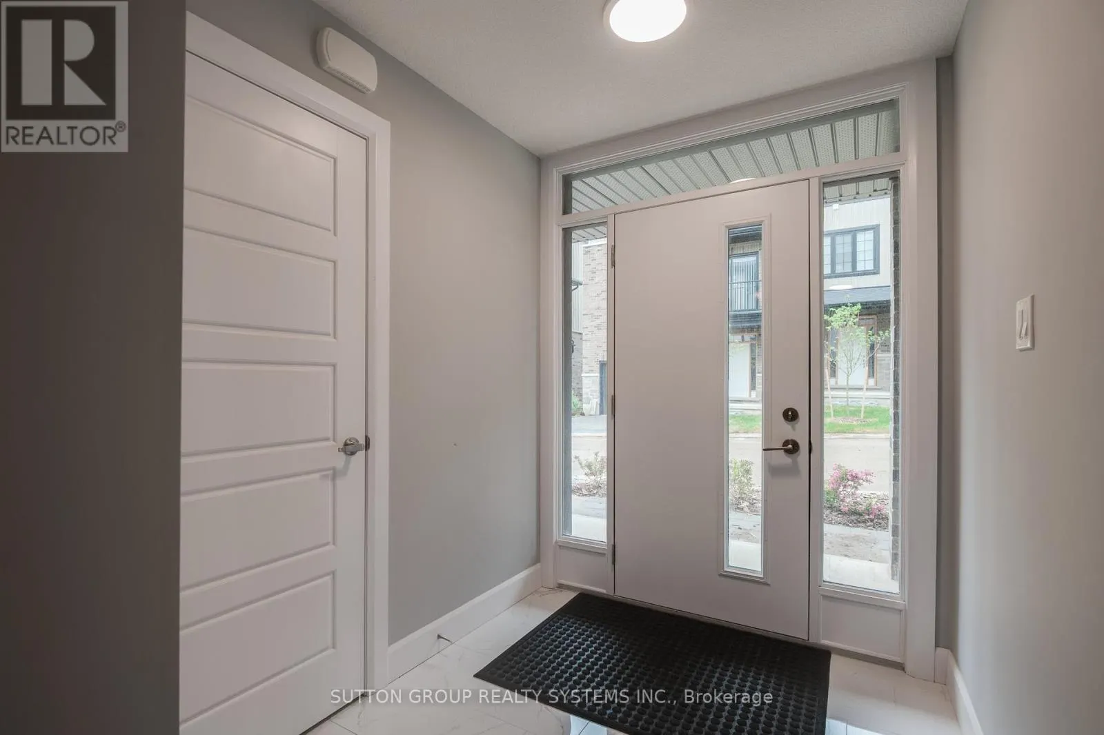 17 - 2610 KETTERING PLACE