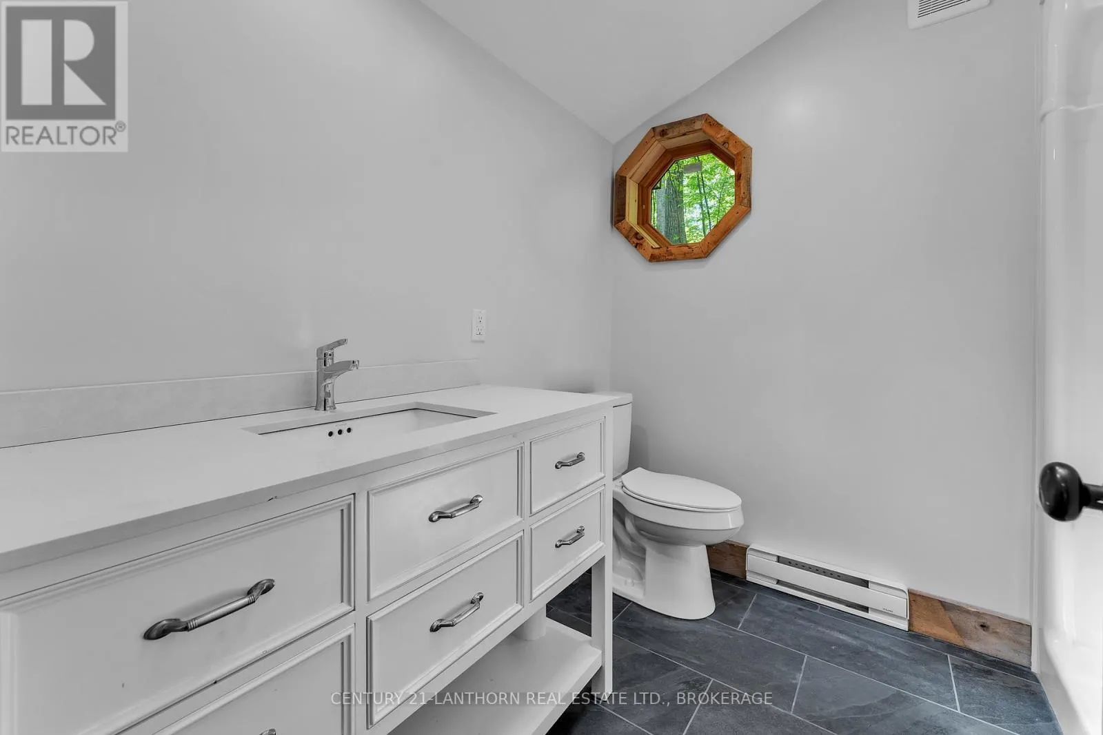 1120B WARRINGTON ROAD
