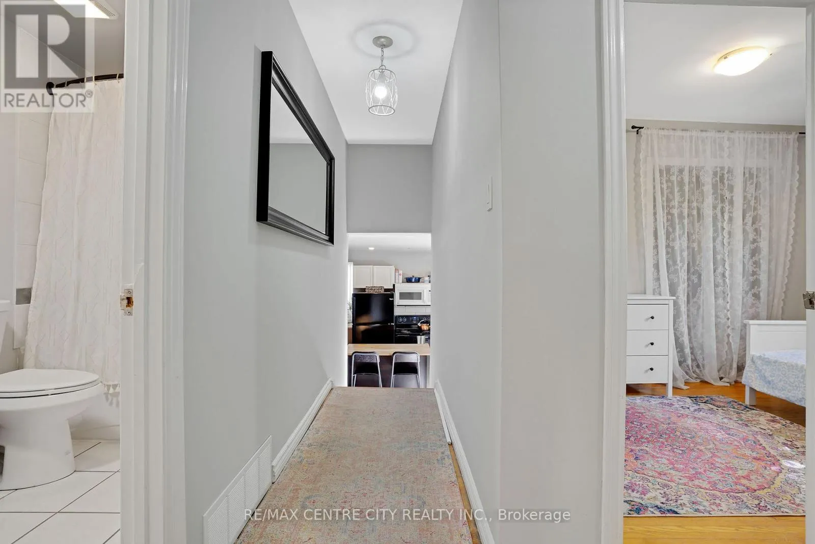 222 FAIRWAY ROAD N